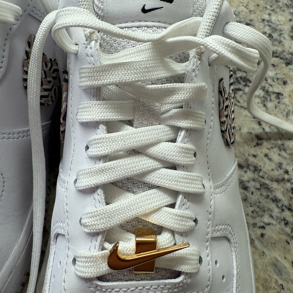 Nike Air Force 1 low LX united in victory size 10.5 - Picture 6 of 8